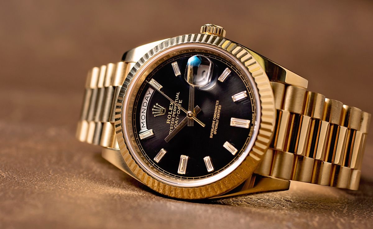 Rolex Day-Date Diamond Dial Diamond Rolex Day-Date Ultimate Buying Guide